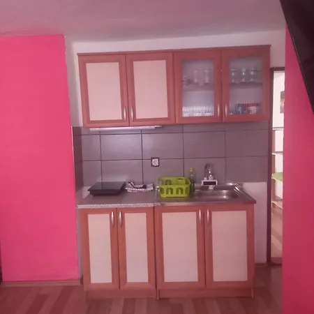 Apartament Melani